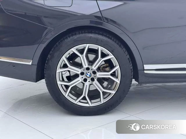 BMW X7 2022 Черный из Китая