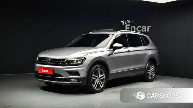 Volkswagen Tiguan Allspace 2020 Серебряный из Кореи
