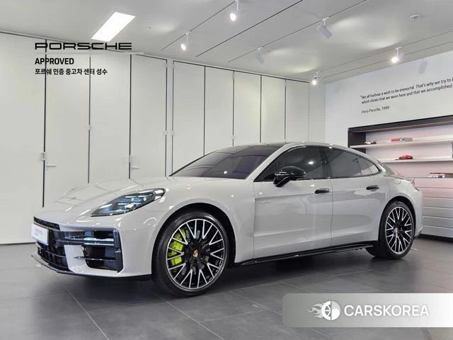 Porsche Panamera (976) 2025 Жемчужный цвет из Кореи
