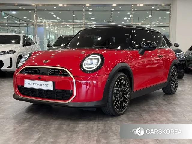Mini Cooper S 4th Generation 2025 Красный из Кореи