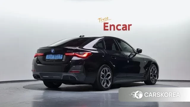 BMW i4 2023 Черный из Кореи