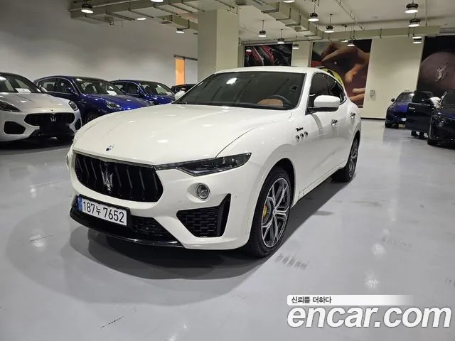 Maserati Levante 2023 Белый из Кореи