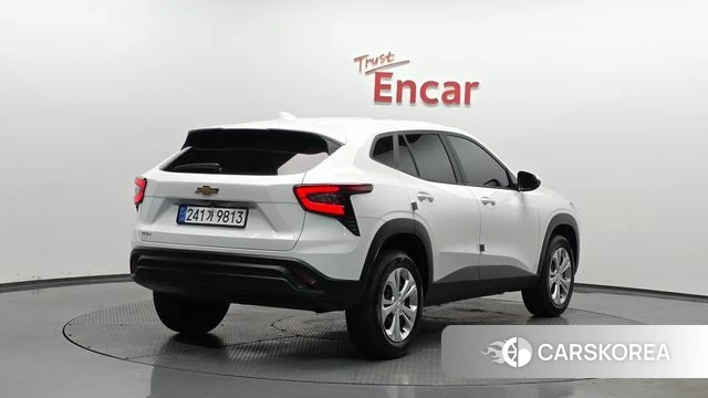 Chevrolet (GM Daewoo) Trax Crossover 2024 Белый из Кореи
