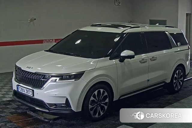 Kia Carnival 4th generation 2022 Белый из Кореи