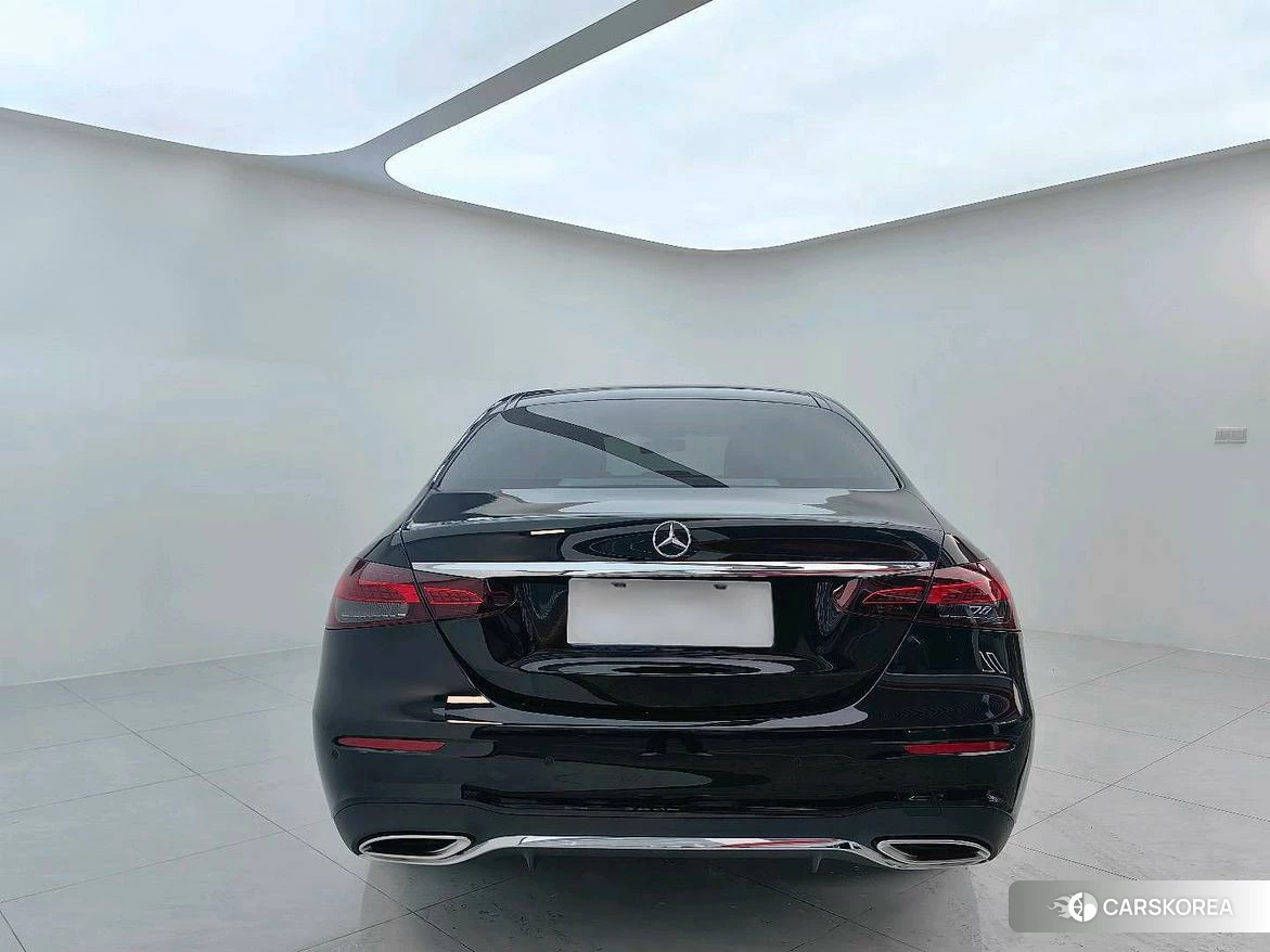 Mercedes-Benz E-class 2021 Черный из Китая
