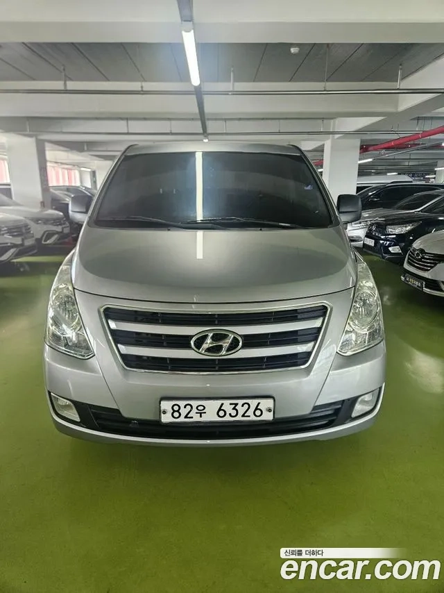 Hyundai Grand Starex 2018 Серебряный из Кореи