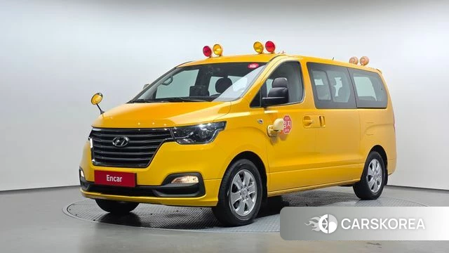 Hyundai The New Grand Starex 2018 Желтый из Кореи