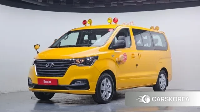 Hyundai The New Grand Starex 2021 Желтый из Кореи