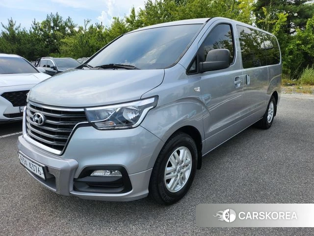 Hyundai The New Grand Starex 2020 Серебристо-серый из Кореи