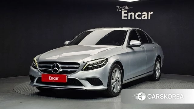 Mercedes-Benz C-Class W205 2019 Серебристо-серый из Кореи