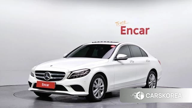 Mercedes-Benz C-Class W205 2020 Белый из Кореи