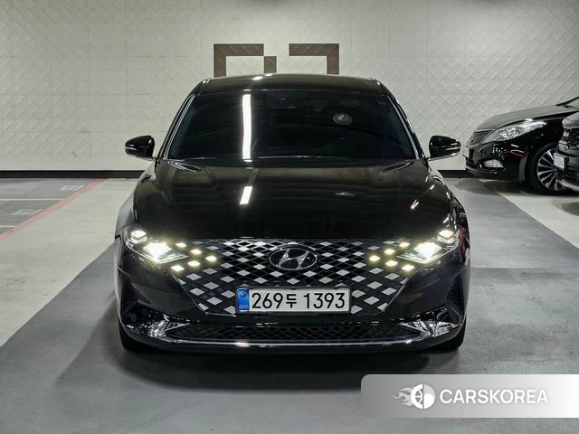 Hyundai The New Grandeur IG Hybrid 2022 Черный из Кореи