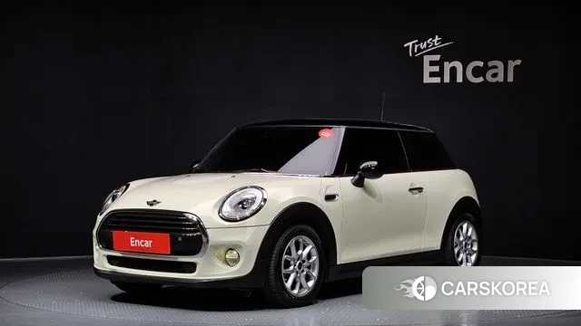 Mini Cooper 2018 Жемчужный цвет из Кореи