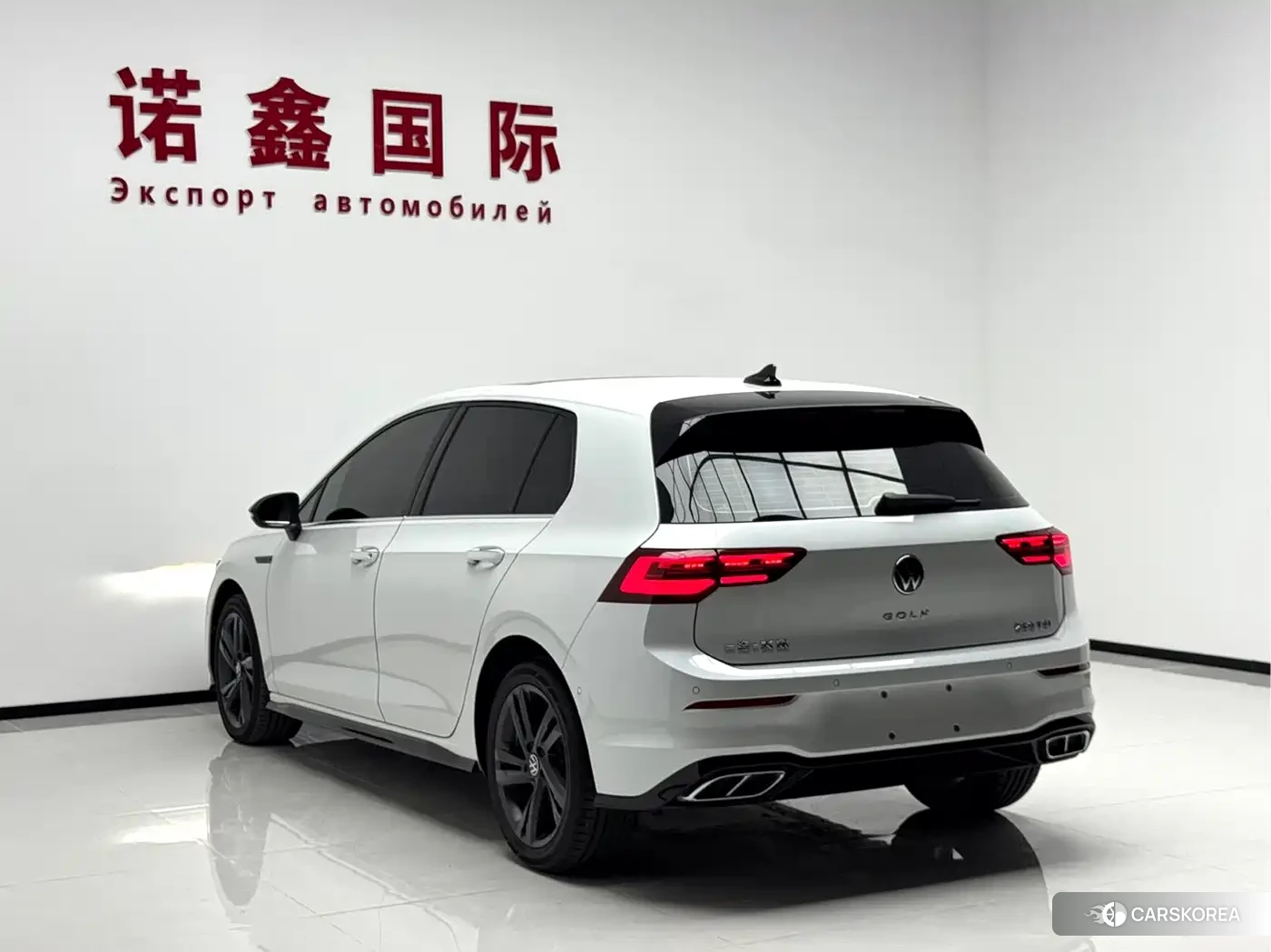 Volkswagen Golf 2023 Белый из Китая