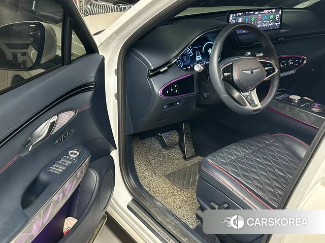 Genesis GV70 2021 Белый из Кореи