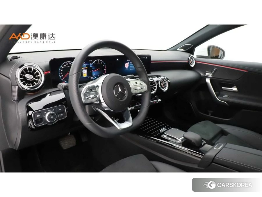 Mercedes-Benz Class A 2022 Белый из Китая