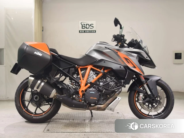KTM 1290 SUPER DUKE GT 2017 из Японии, фото 2