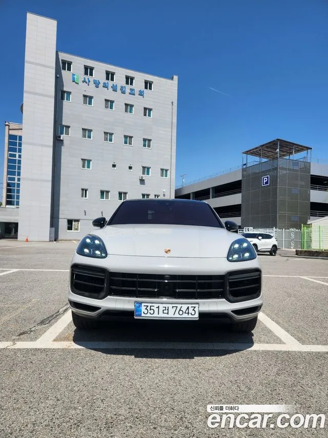 Porsche Cayenne (PO536) 2023 Серебристо-серый из Кореи