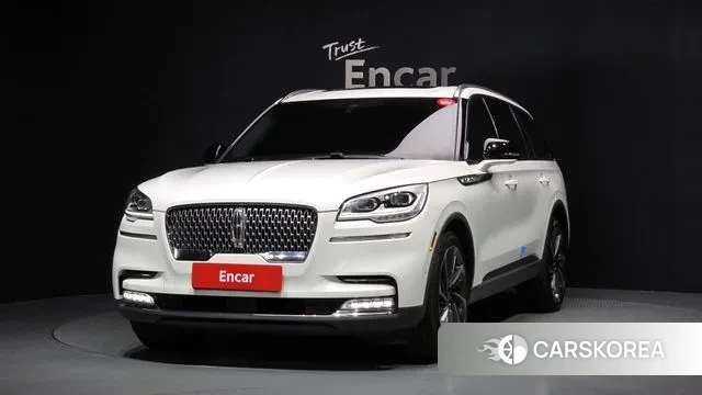 Lincoln Aviator 2nd generation 2021 Белый из Кореи