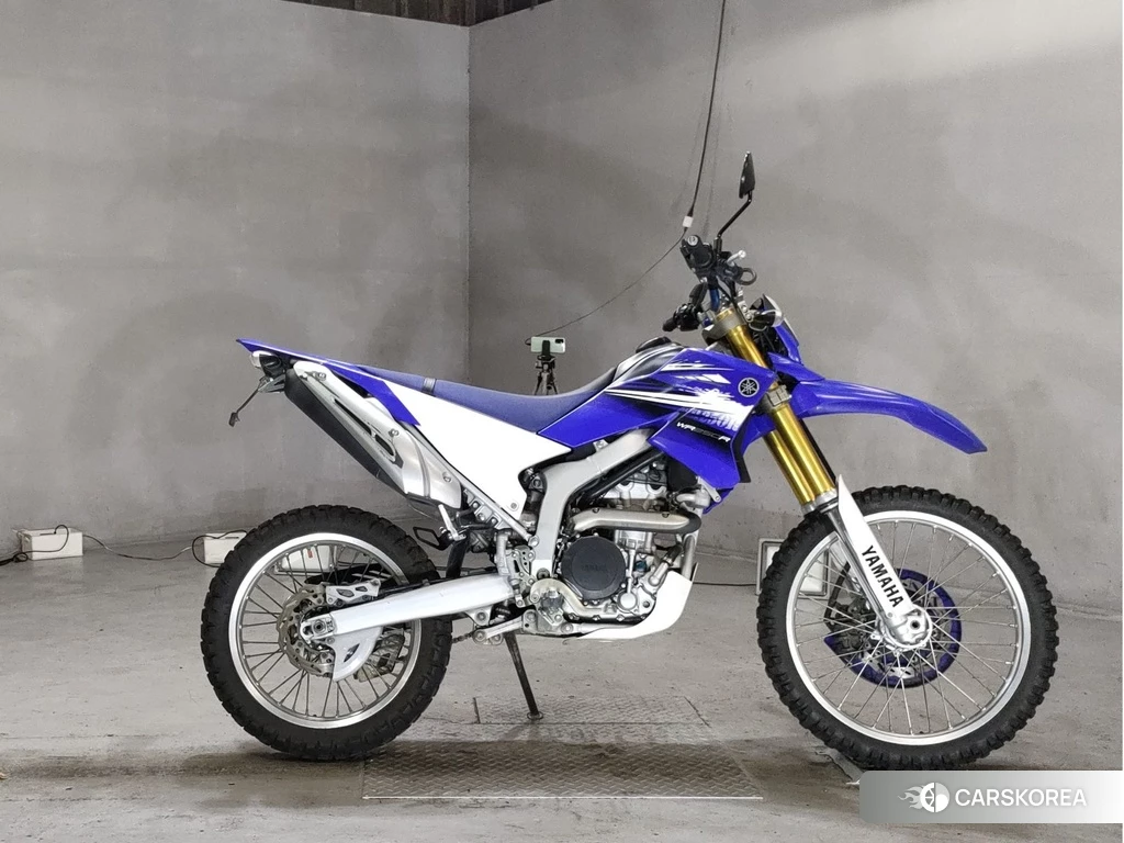 Проданный Yamaha WR250R id 4129770 из Японии