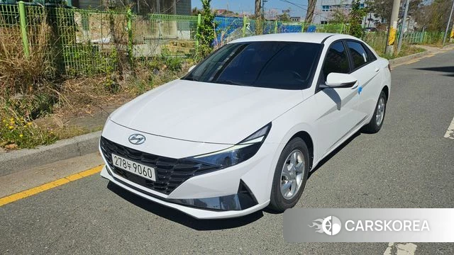 Hyundai Avante (CN7) 2022 Белый из Кореи