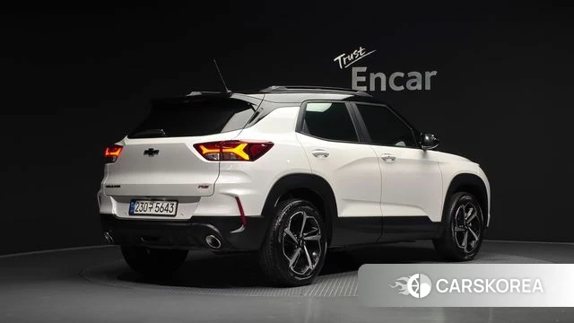 Chevrolet (GM Daewoo) Trailblazer 2023 Белый из Кореи