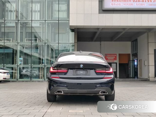 BMW 3 series 2022 Черный из Китая