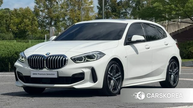 BMW 1 Series (F40) 2023 Белый из Кореи