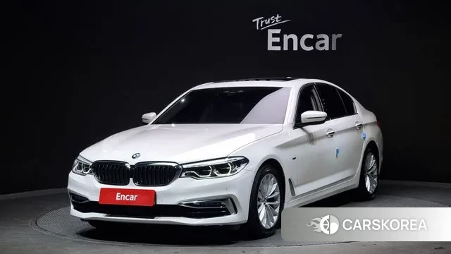 BMW 5 Series (G30) 2018 Белый из Кореи