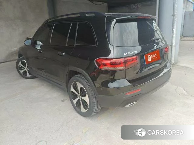 Mercedes-Benz GLB 2022 Черный из Китая