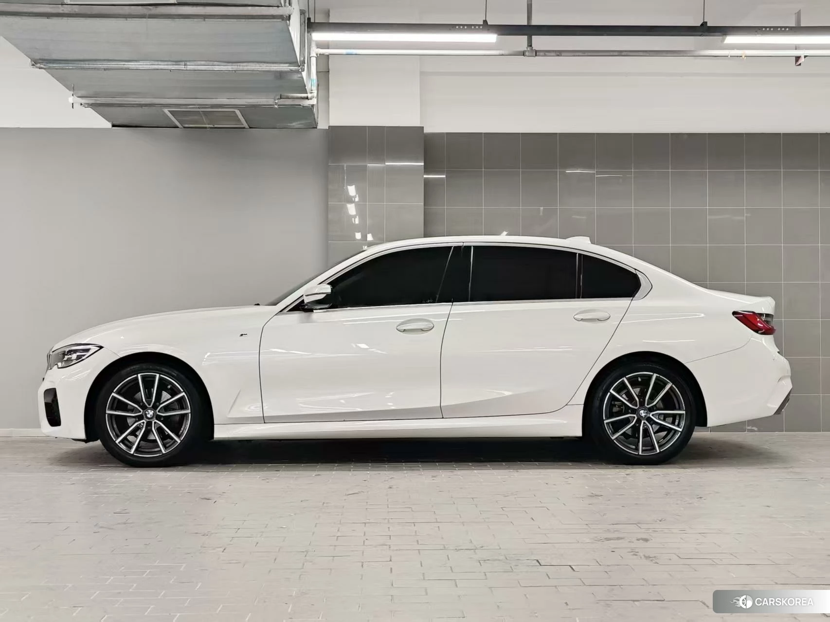 BMW 3 series 2021 Белый из Китая