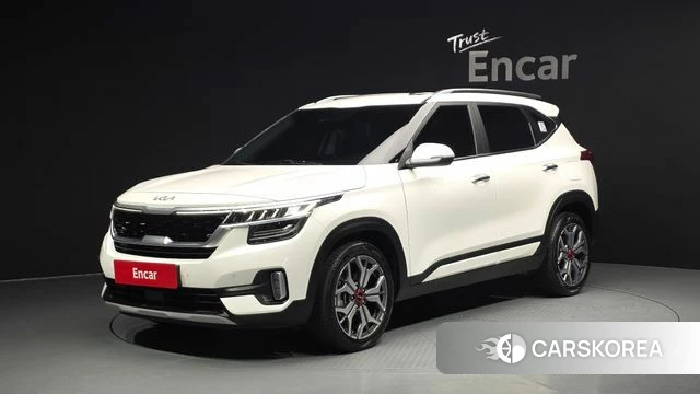 Kia Seltos 2022 Белый из Кореи