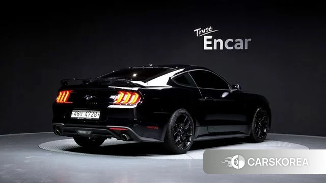 Ford Mustang 2018 Черный из Кореи