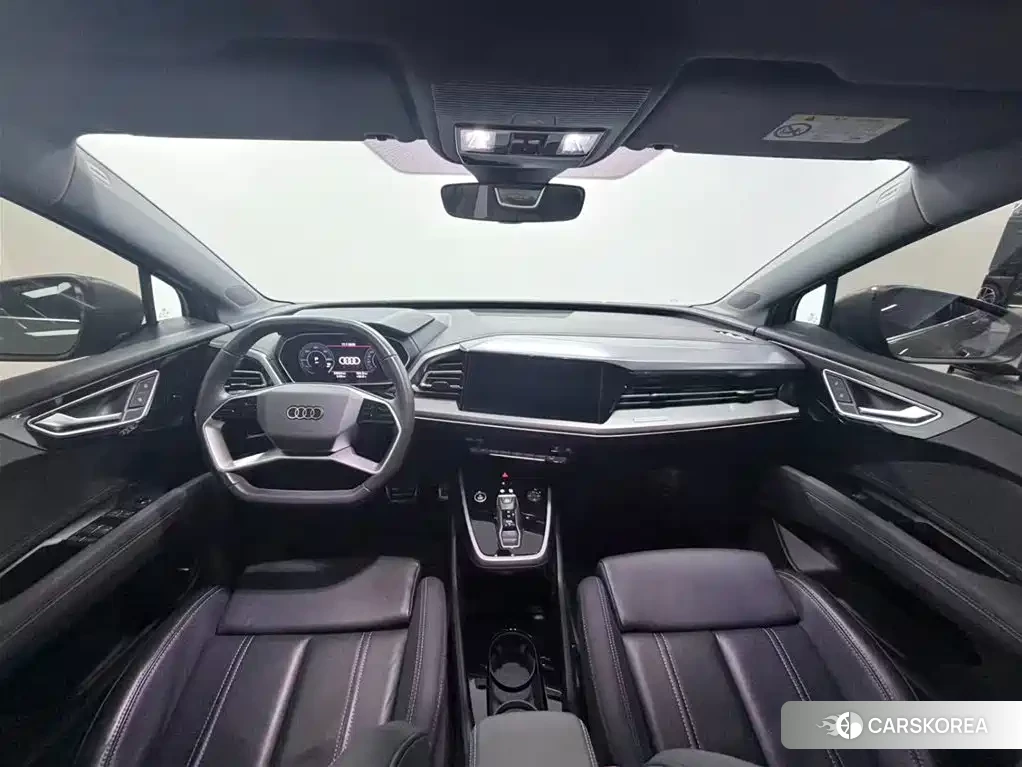 Audi Q4 e-tron 2023 Silver/gray из Китая