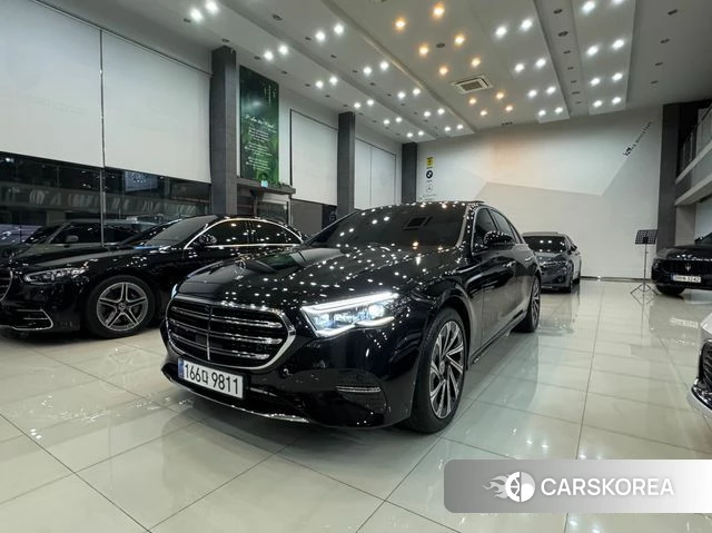 Mercedes-Benz E-Class W214 2025 Черный из Кореи
