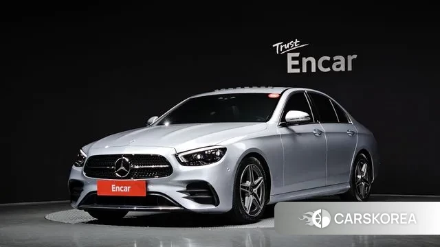 Mercedes-Benz E-Class W213 2022 Серебристо-серый из Кореи