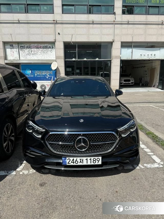 Mercedes-Benz E-Class W214 2025 Черный из Кореи