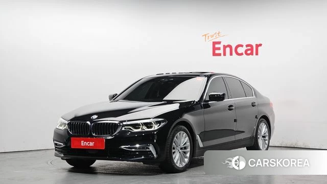 BMW 5 Series (G30) 2019 Черный из Кореи