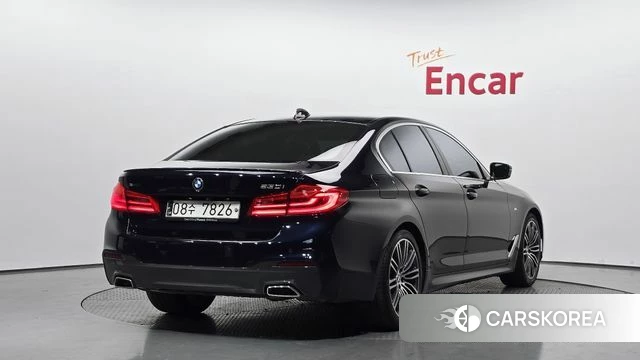 BMW 5 Series (G30) 2019 Черный из Кореи