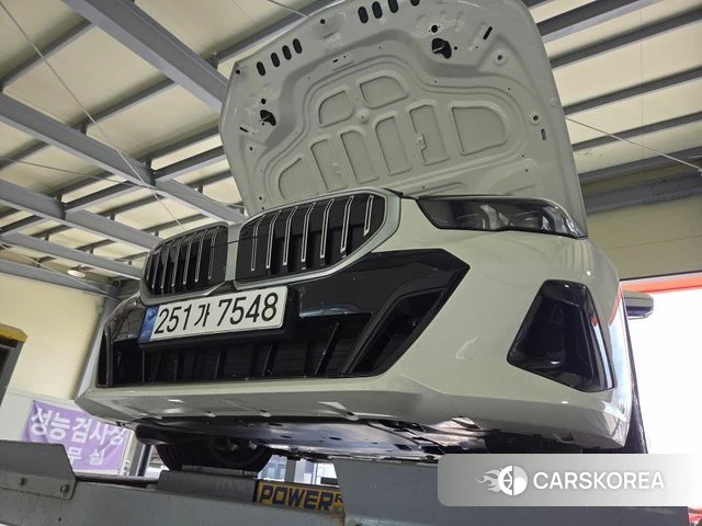 BMW 5 Series (G60) 2024 Белый из Кореи