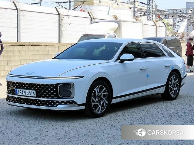 Hyundai Grandeur (GN7) 2023 Белый из Кореи