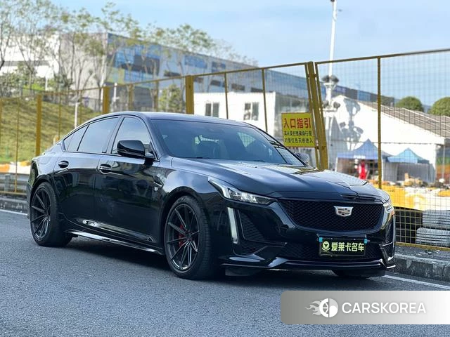 Cadillac CT5 2020 Черный из Китая