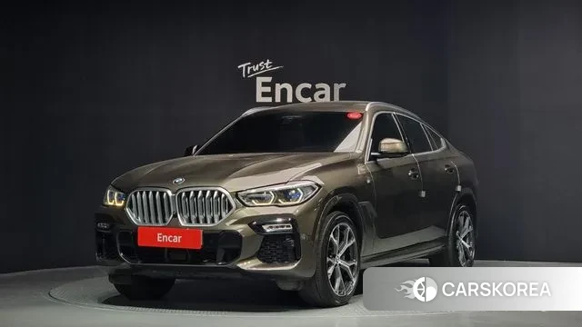 BMW X6 (G06) 2021 Золотой из Кореи