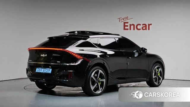 Kia EV6 2023 Черный из Кореи