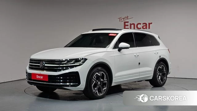 Volkswagen Touareg 3rd generation 2024 Белый из Кореи