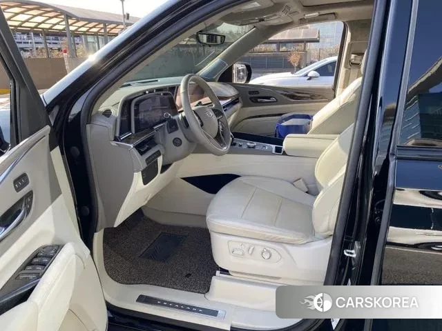 Cadillac Escalade 5th Generation 2023 Черный из Кореи