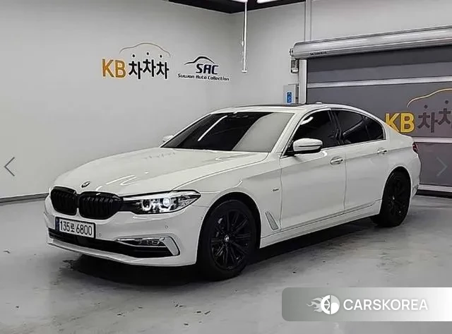 BMW 5 Series (G30) 2018 Белый из Кореи