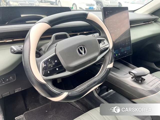 Chang'an Yida 2023 Белый из Китая
