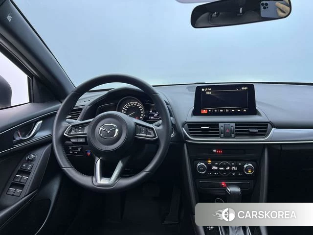 Mazda CX-4 2023 Белый из Китая