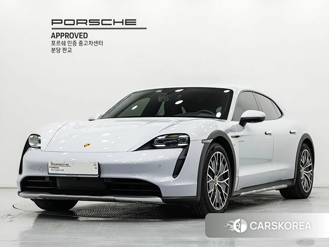Porsche Taycan 2023 Светло-серебряный цвет из Кореи